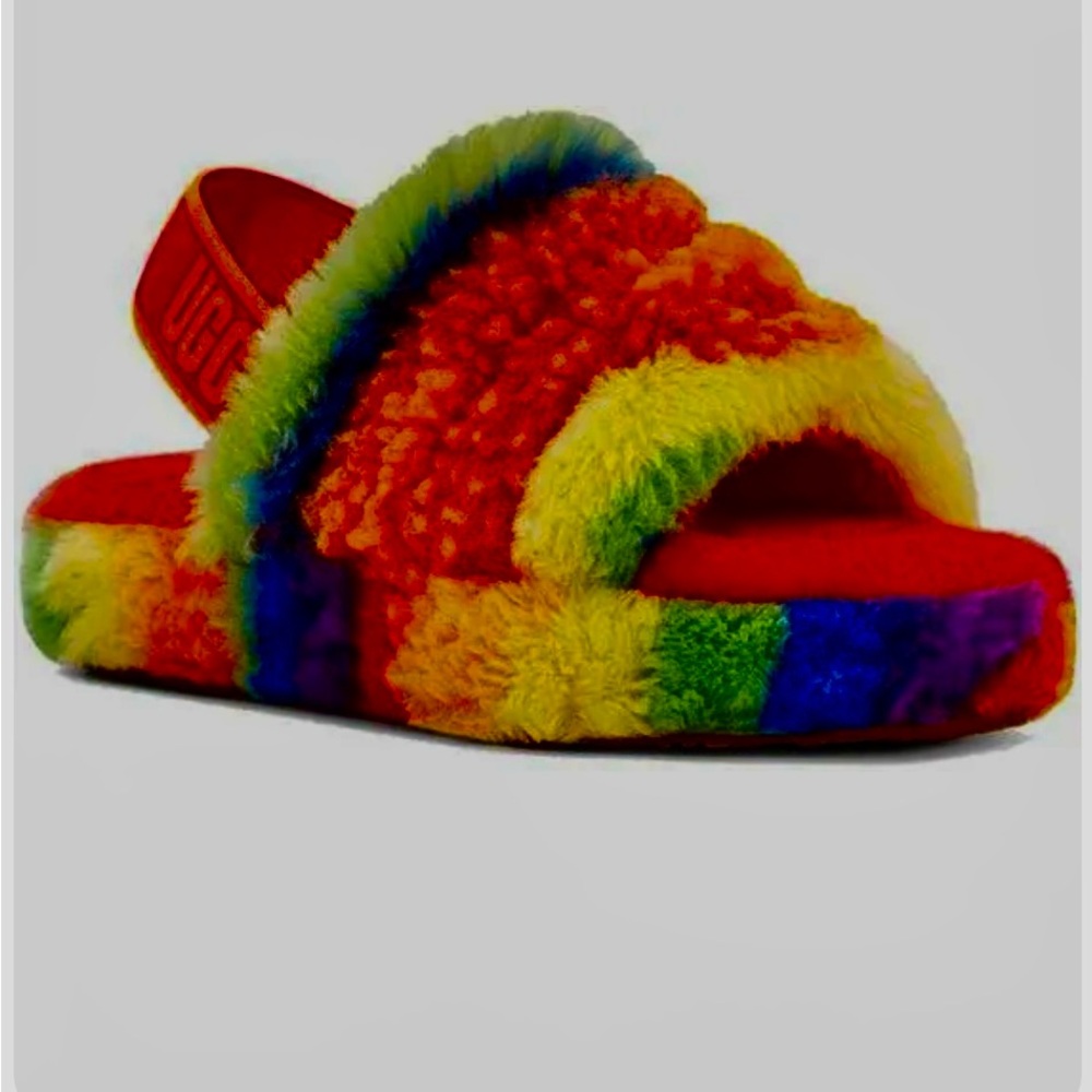 Womans size 9 UGG Ugg Fluff yeah